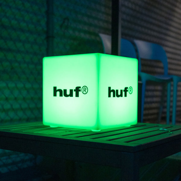 Personaliseret Udstilling Lyskasse, Lysskilt med Firma Logo, Kube