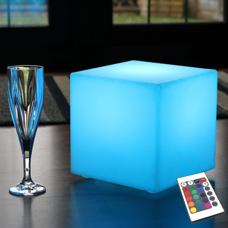 Belysende LED kube 20cm, ledningsfri RGB bordlampe med fjernbetjening