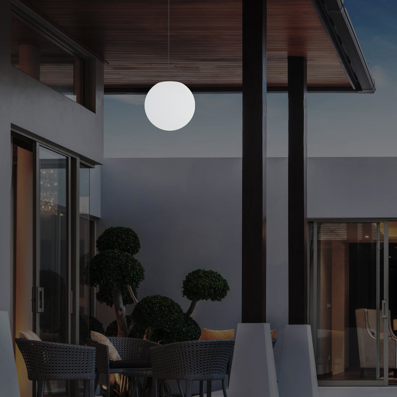 Udendørs Verandalampe til Stikkontakt og Loft, 25cm LED Hængende Kuglelys, Farveskiftende